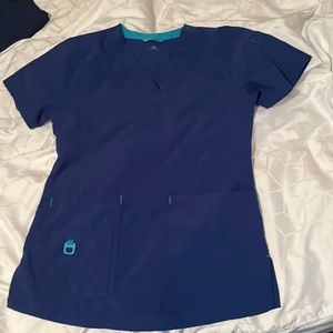 Carhart scrub top. Worn only a few times. Perfect condition.